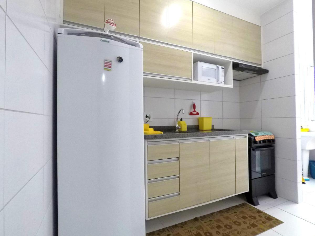 Martinica24D -Apartamento Confortavel A 850M Da Praia Da Martim De Sa - Vaga De Garagem, Wi-Fi Caraguatatuba Ngoại thất bức ảnh